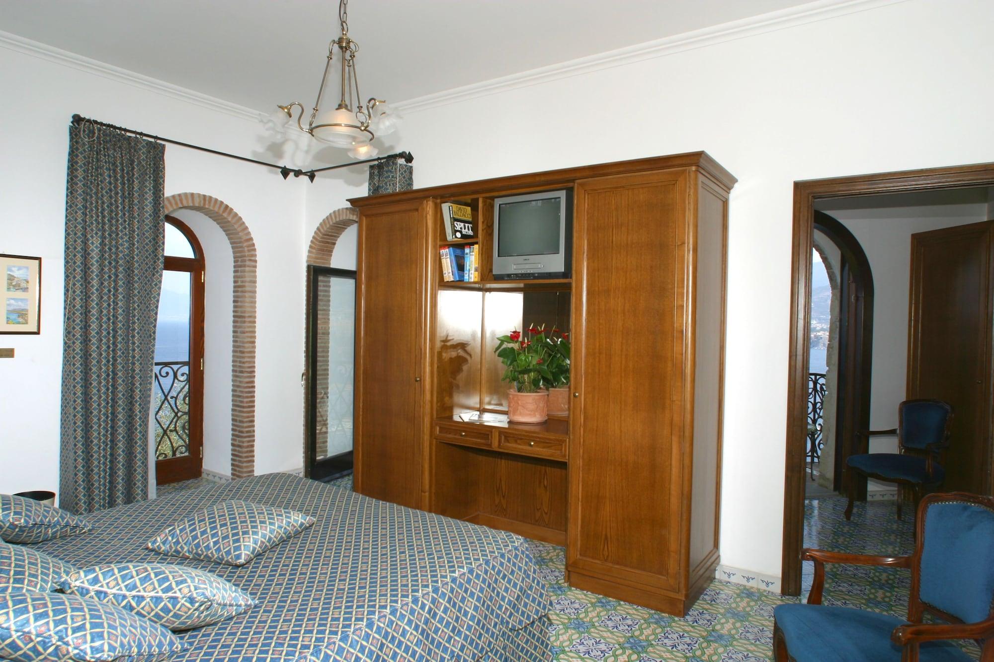 Hotel La Tonnarella Sorrento Esterno foto