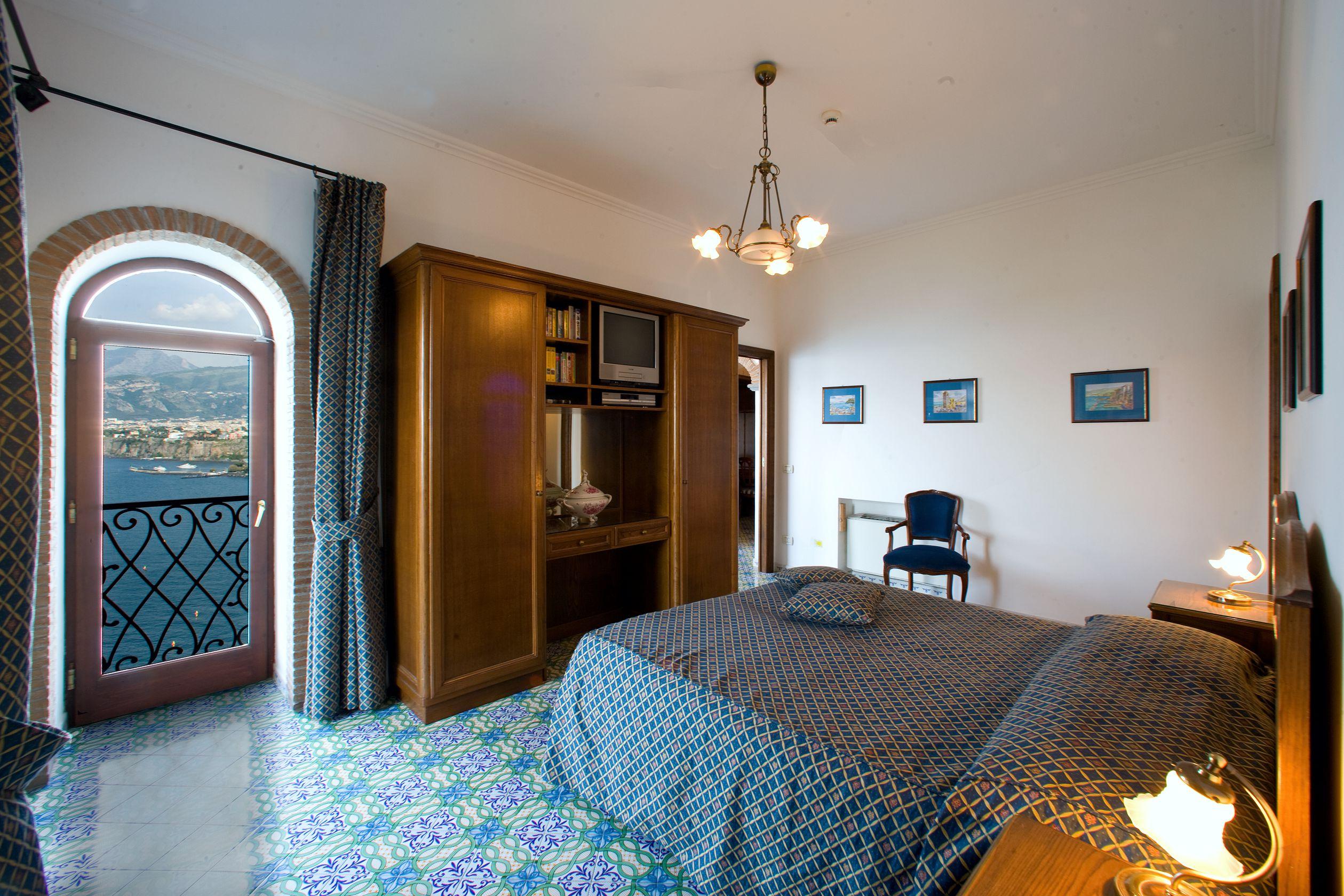 Hotel La Tonnarella Sorrento Esterno foto