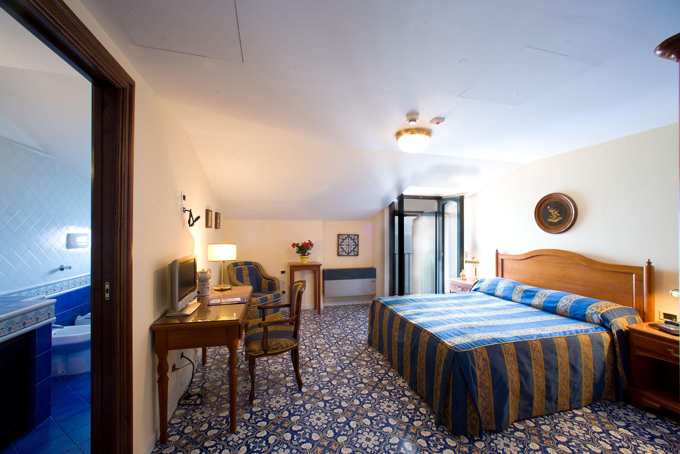 Hotel La Tonnarella Sorrento Esterno foto