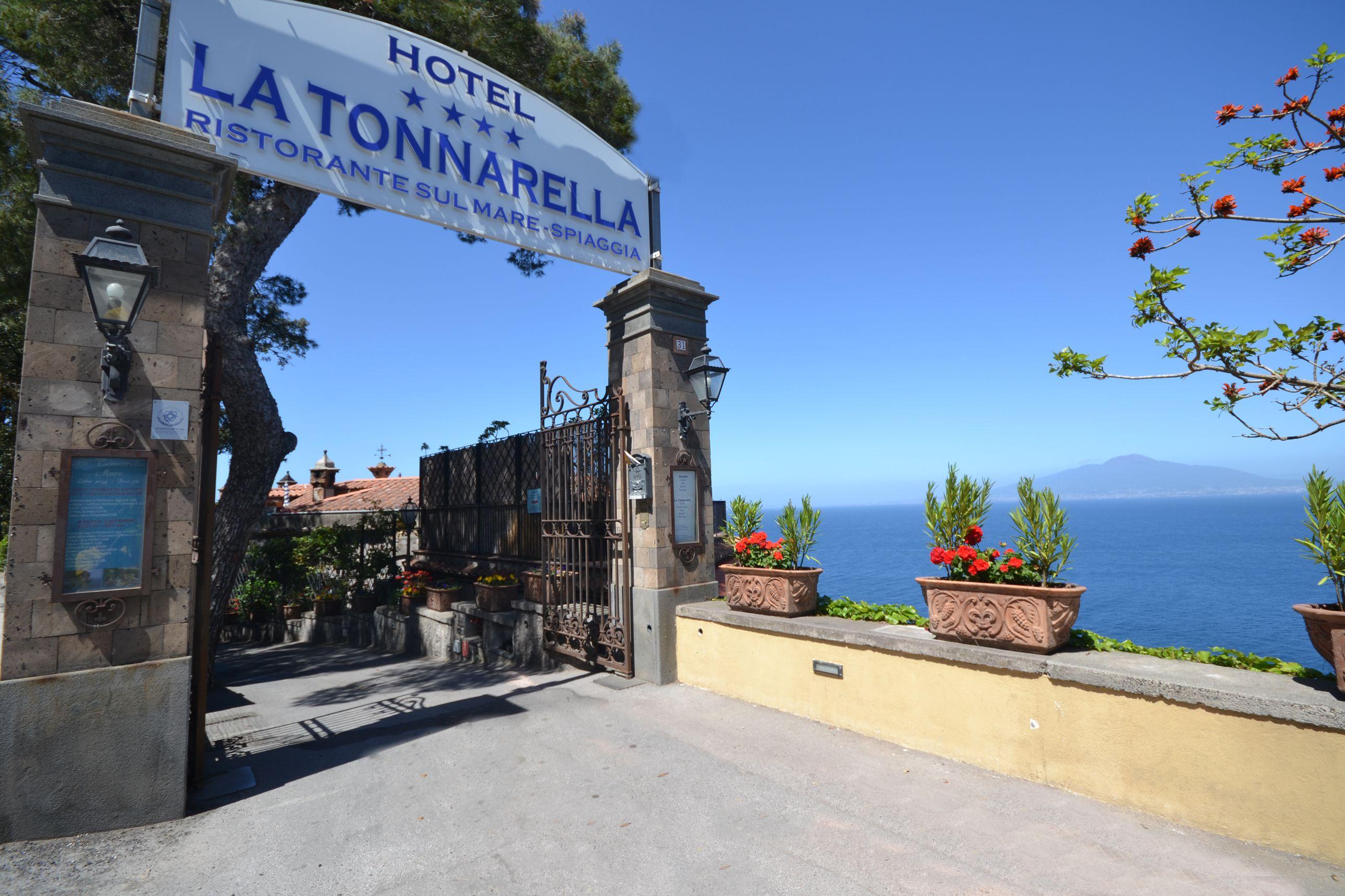 Hotel La Tonnarella Sorrento Esterno foto