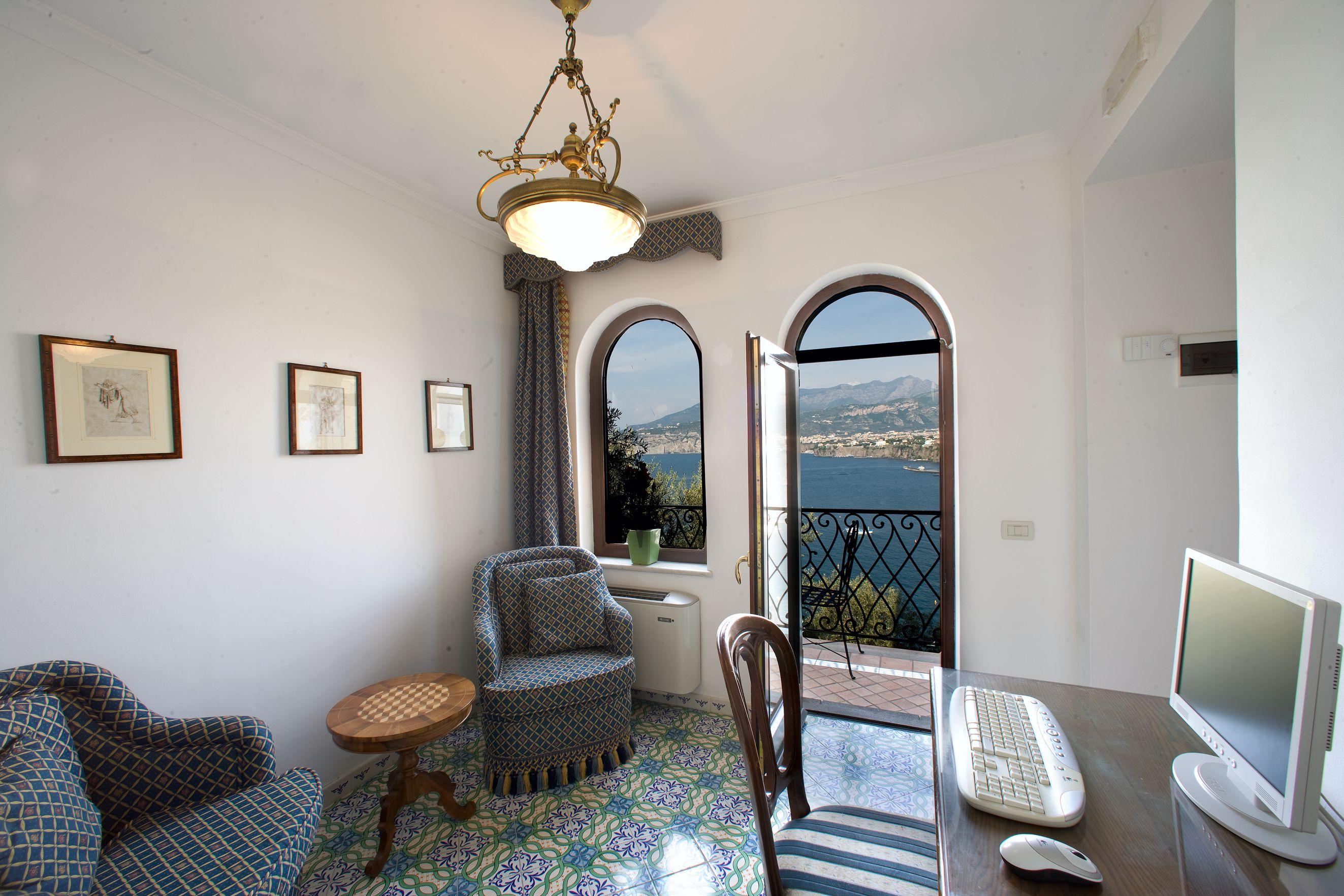 Hotel La Tonnarella Sorrento Esterno foto